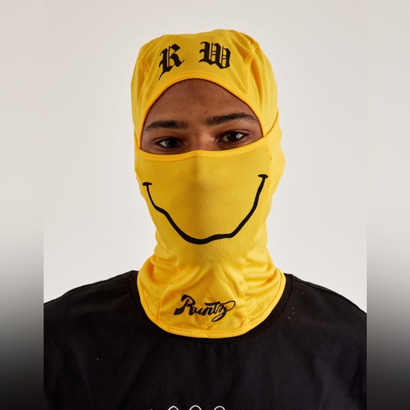Runtz Mens Life Mask Yellow Smiley Smile Face Cover NEW $32 - Picture 1 of 12